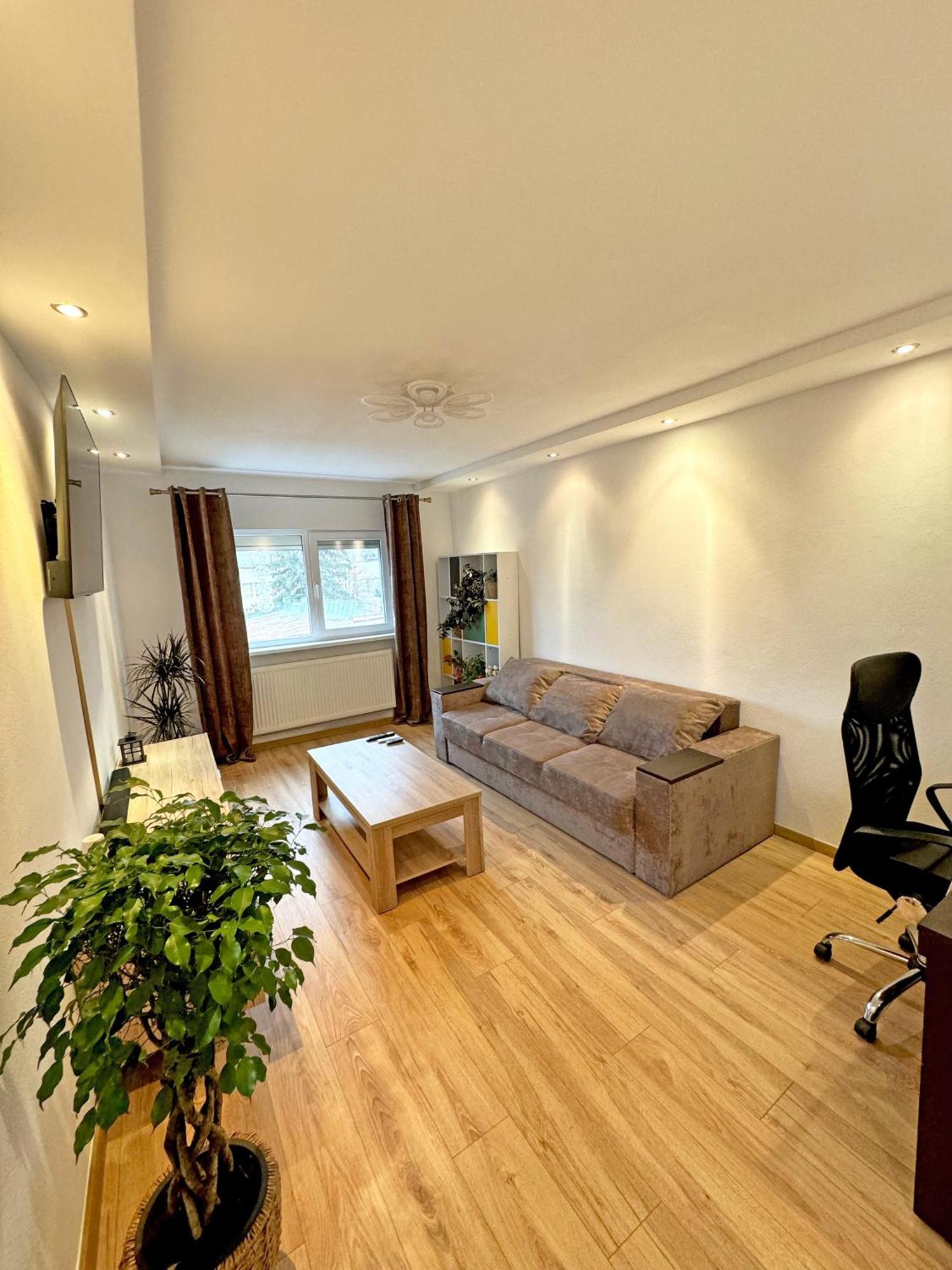 Ultracentral Apartment ทาร์กู จิอู ภายนอก รูปภาพ