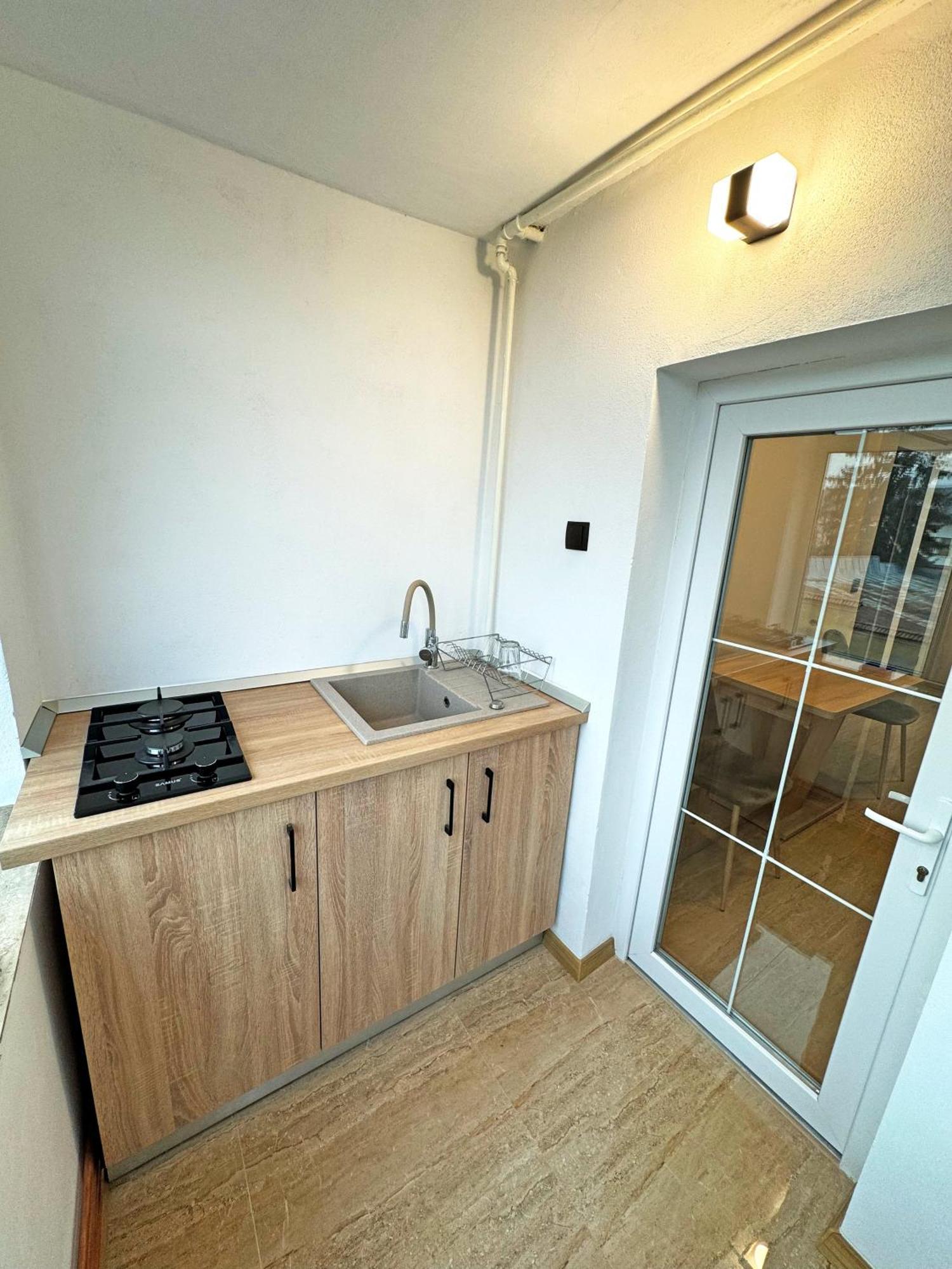 Ultracentral Apartment ทาร์กู จิอู ภายนอก รูปภาพ
